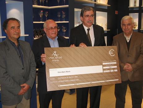 Vista Alegre entregou cheque à Confraria de Santo António