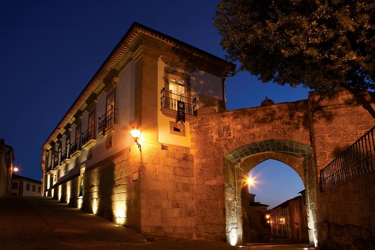 Palácio dos Melos em Viseu referenciado no maior site de viagens do Mundo