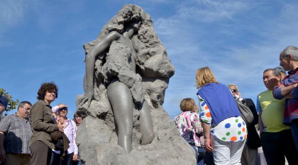 24Estátua Moimenta.jpg