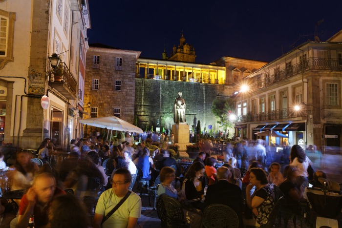 Centro histórico de Viseu sem carros no verão